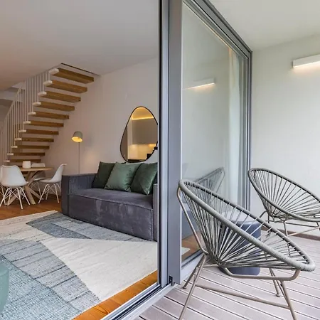 Oasis 28 By Innkeeper Daire